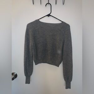 Cropped Gray sweater